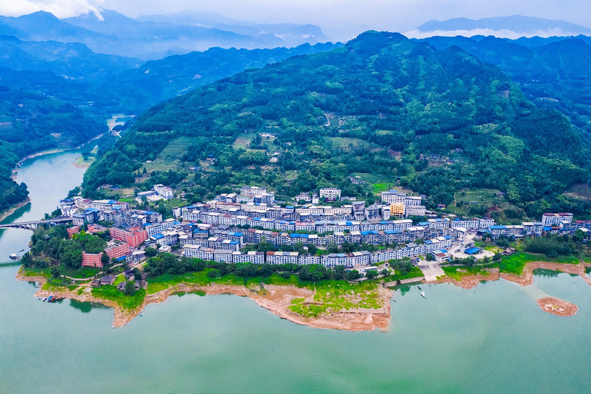 俯瞰沐川縣。沐川縣委宣傳部供圖